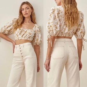 Reformation // Marcella crop top in linen // in Color Ines Floral